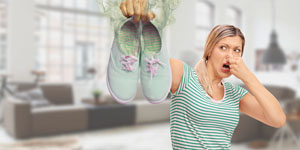 Smelly shoes? | Get rid shoe smell with these tips!