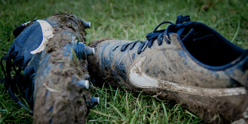 Jak pozbyć się przykrego zapachu z obuwia piłkarskiego?